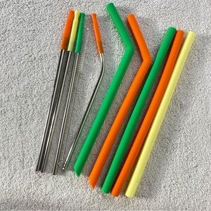 Orange Green Silicone & Metal Reusable Straw Set With Cleaner Brush 10pcs
